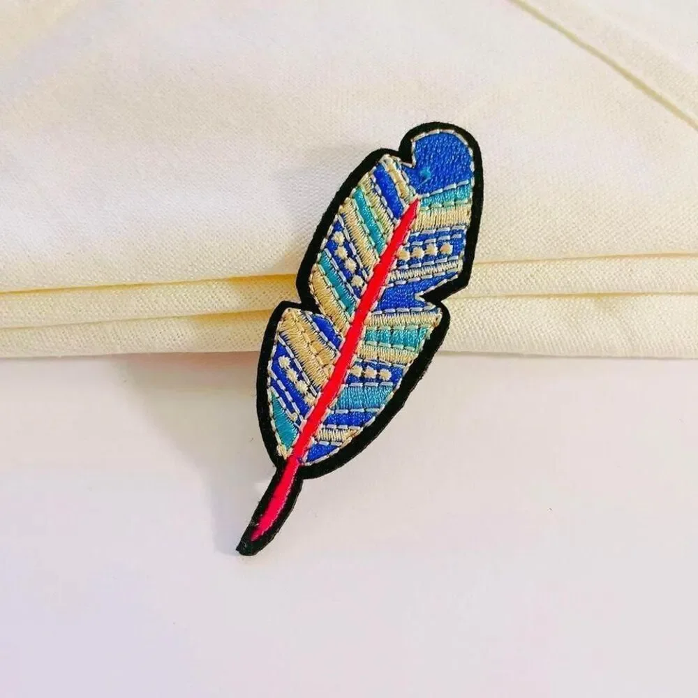 Feather-Iron on Patch‎
